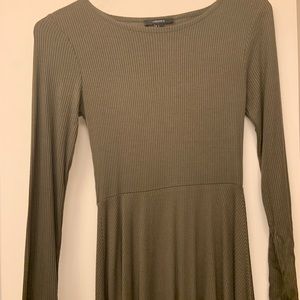 Forever 21 Dark green long sleeve dress